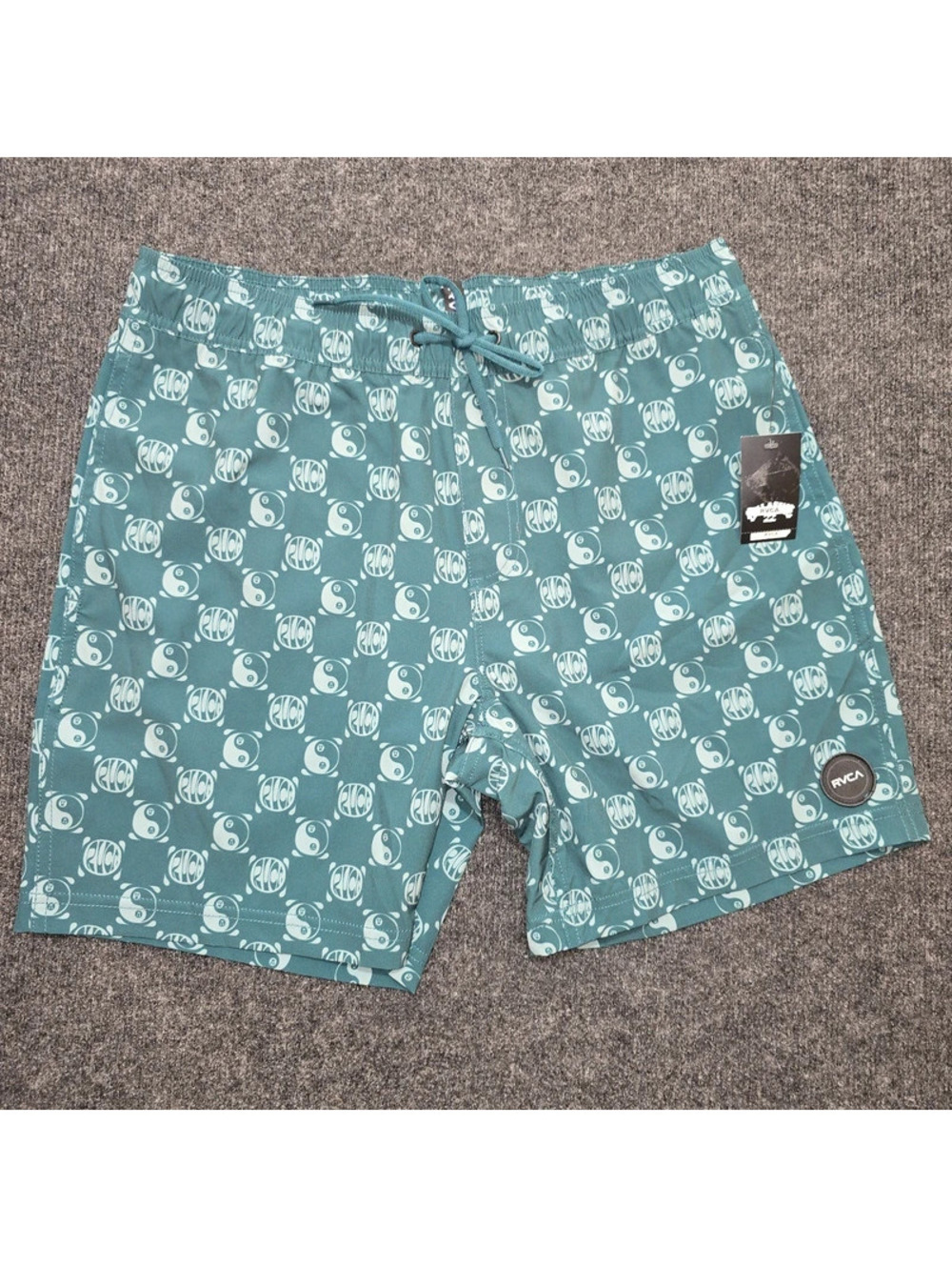 RVCA x ANP Travis Solid Trunk 17 Yin Yang Swim Shorts - Men's M